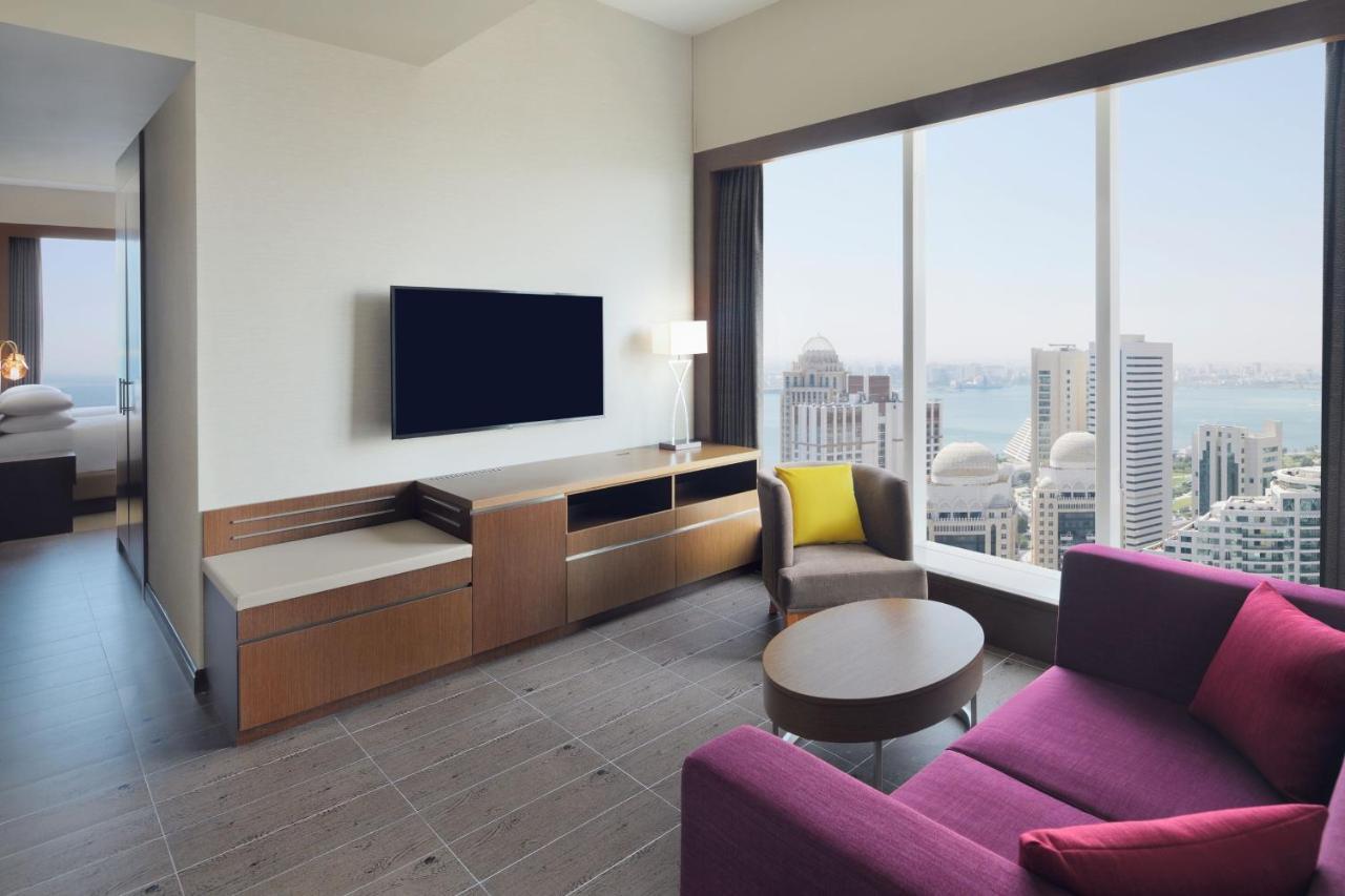 Delta Hotels By Marriott City Center Doha Bagian luar foto Living room