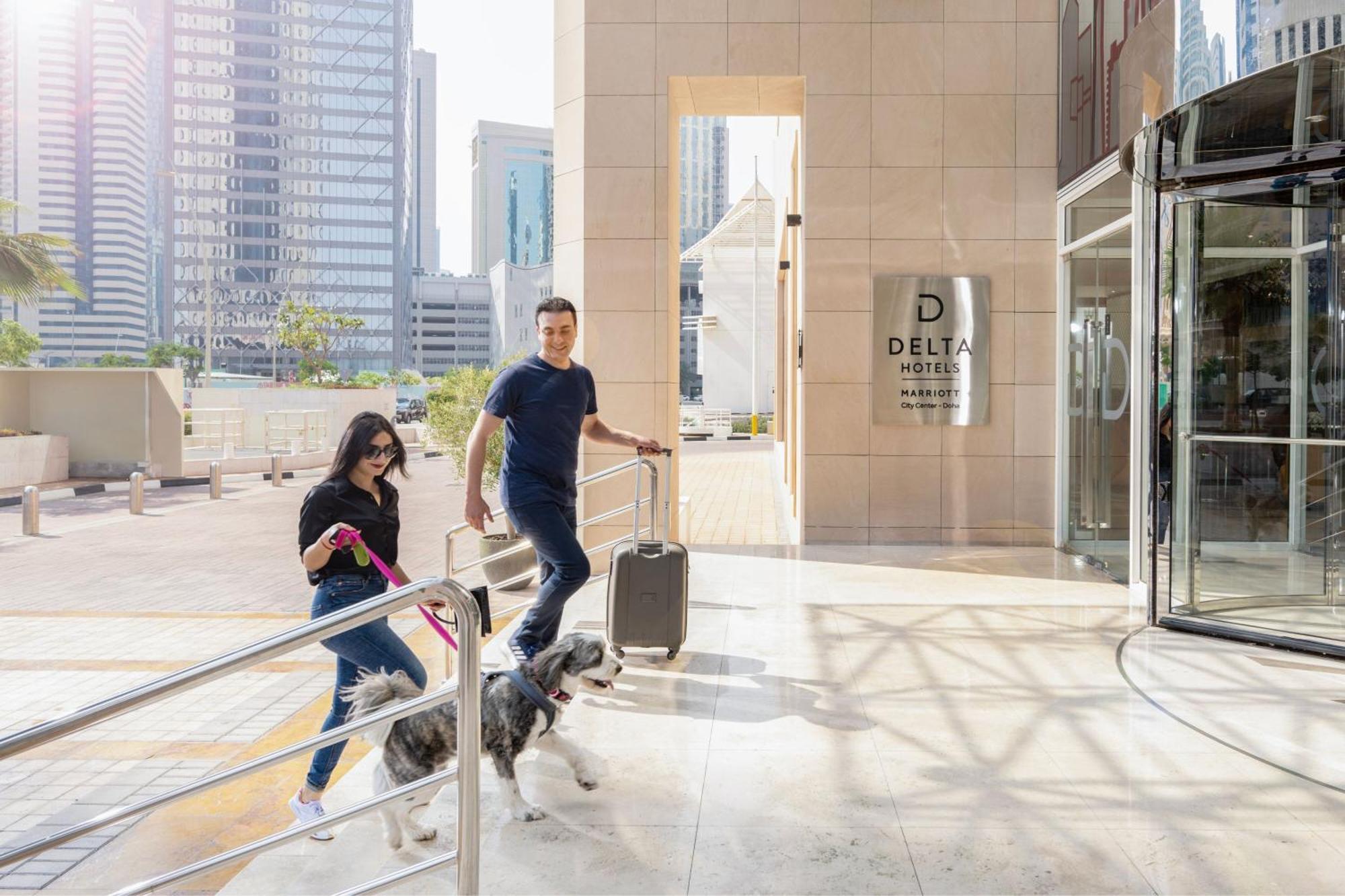 Delta Hotels By Marriott City Center Doha Bagian luar foto