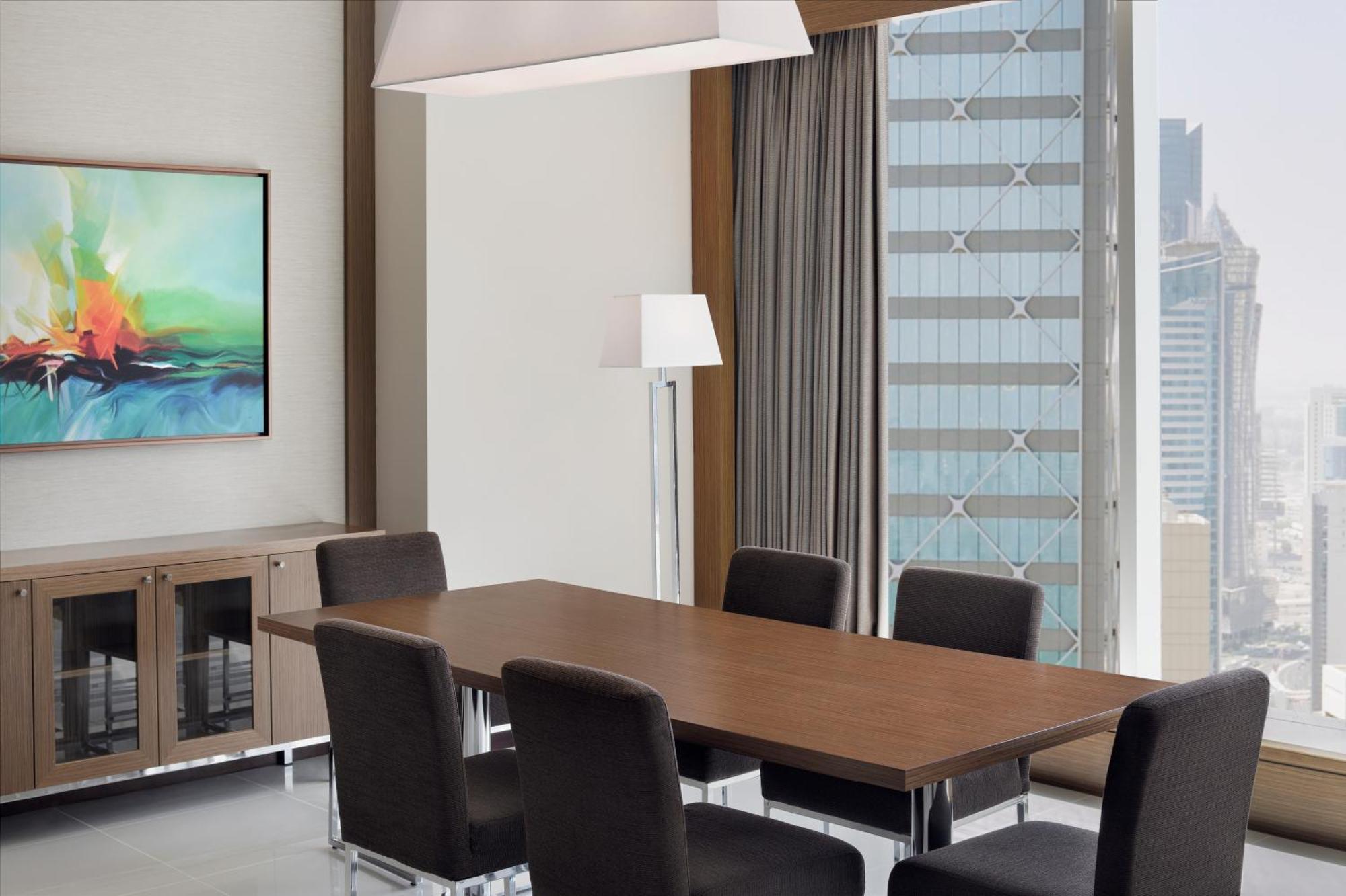 Delta Hotels By Marriott City Center Doha Bagian luar foto A meeting room at the Four Seasons Hotel, Bangkok